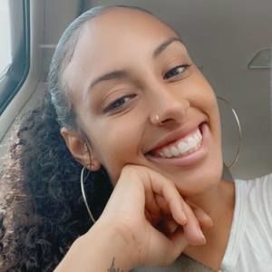 Meet your Posher, Ciara